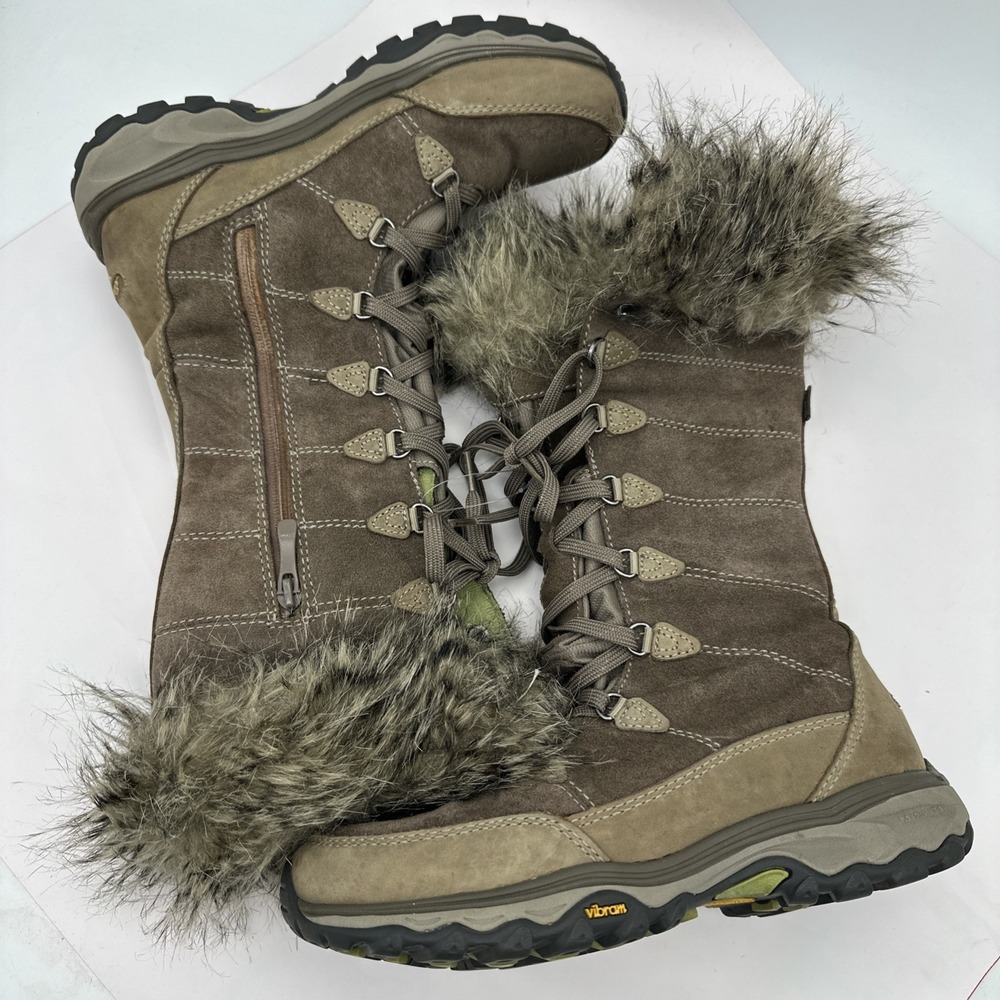 Eddie Bauer Solstice 2 Boots - Womens 7.5 - Thermafill Water Resistant - Vibram